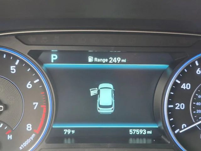 Used 2021 Gray Hyundai SEL image 14