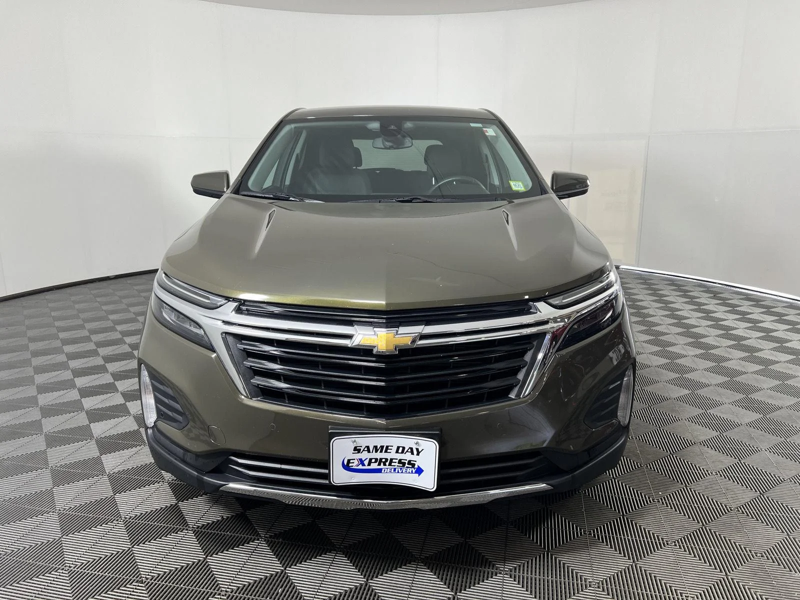 Used 2024 Harvest Bronze Metallic Chevrolet LT image 30