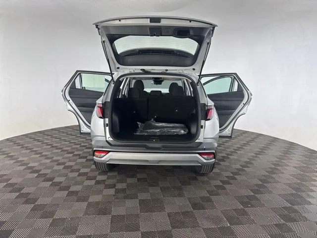 Used 2026 Silver Hyundai SE image 19