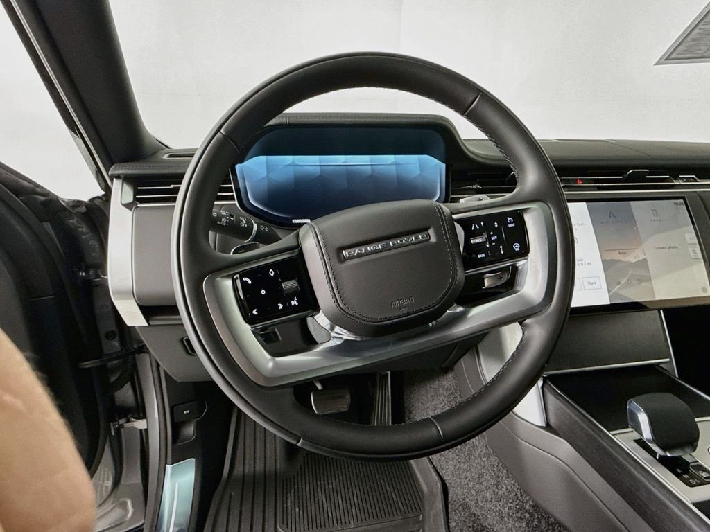 New 2026 Eiger Grey Land Rover SE image 12