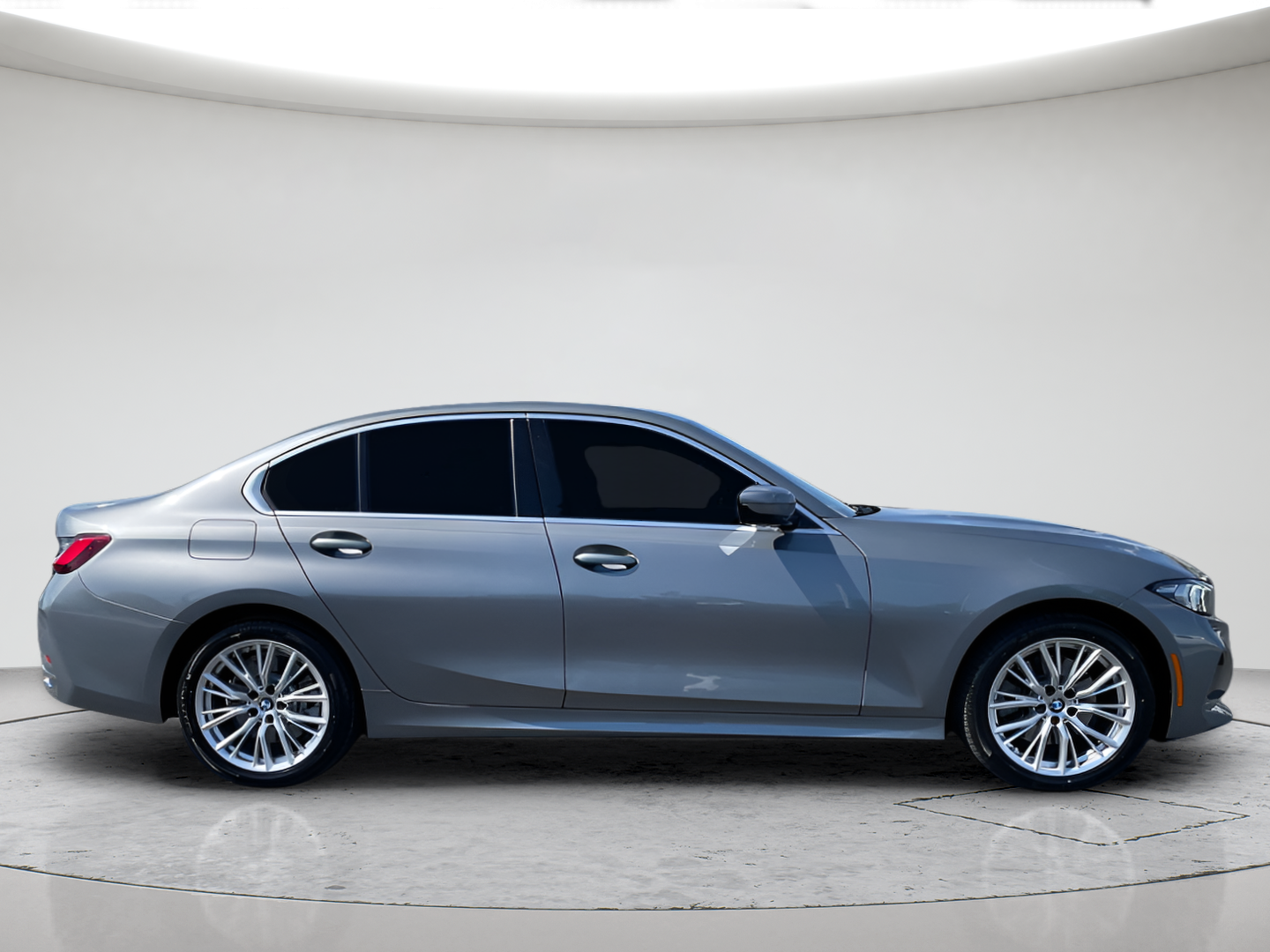 Used 2024 Gray BMW 330i xDrive image 2