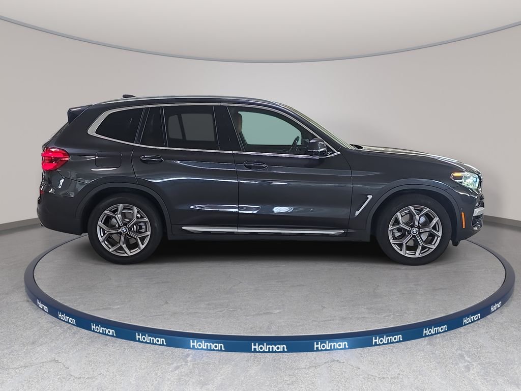 Certified Used 2021 Dark Graphite Metallic BMW xDrive30i image 6