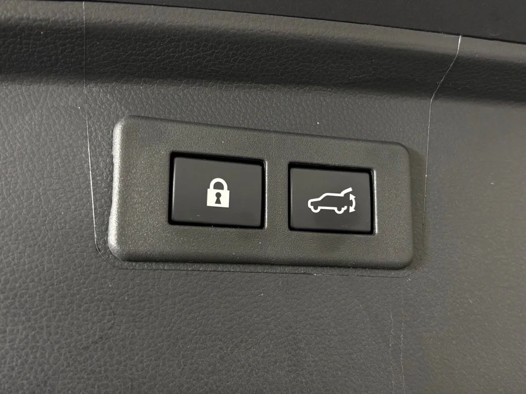 Used 2025 Gray Subaru Onyx Edition image 43
