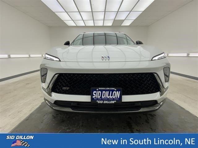 New 2026 Summit White Buick Sport Touring image 3