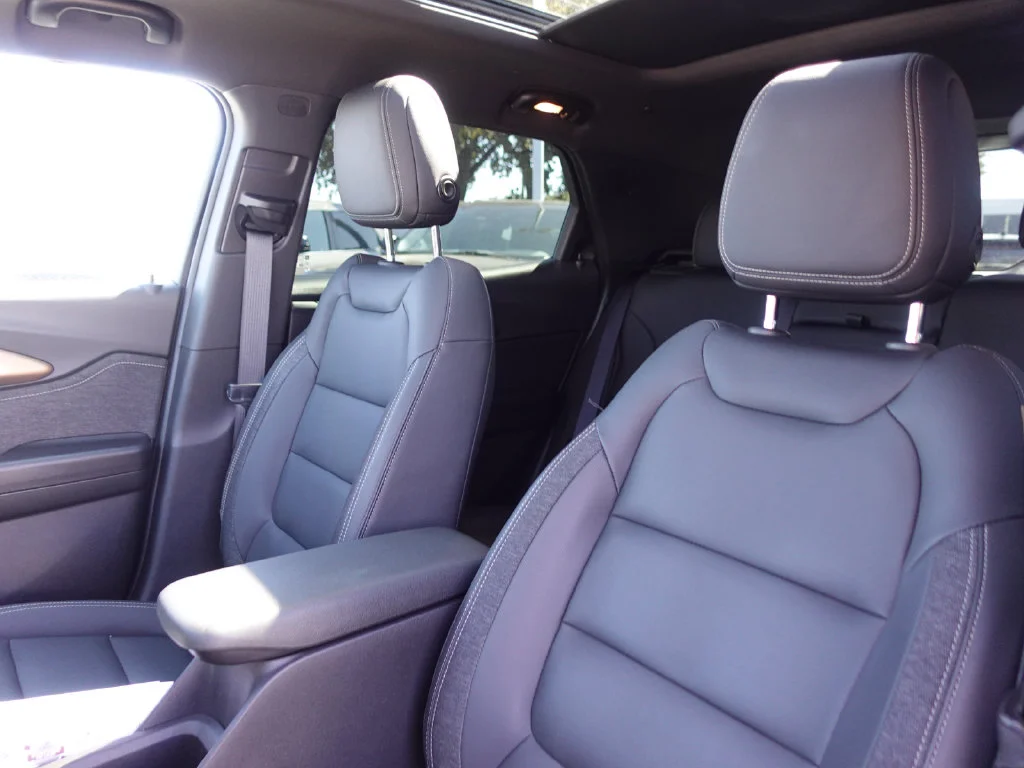 Used 2022 Blue Glow Metallic Chevrolet ACTIV image 22