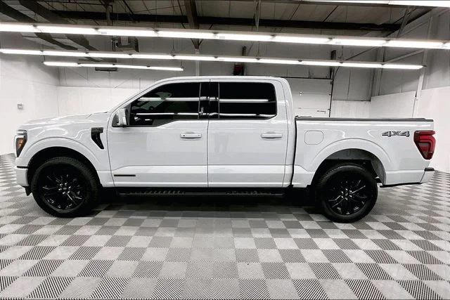 Used 2024 Avalanche Ford Lariat image 13