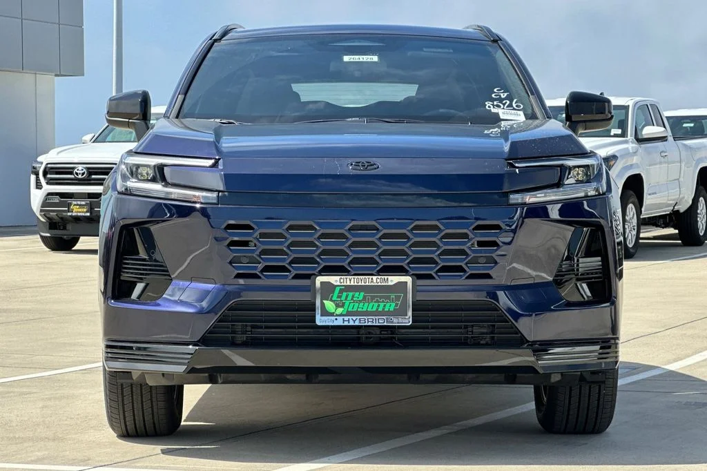 New 2026 Blueprint Toyota  SE image 9