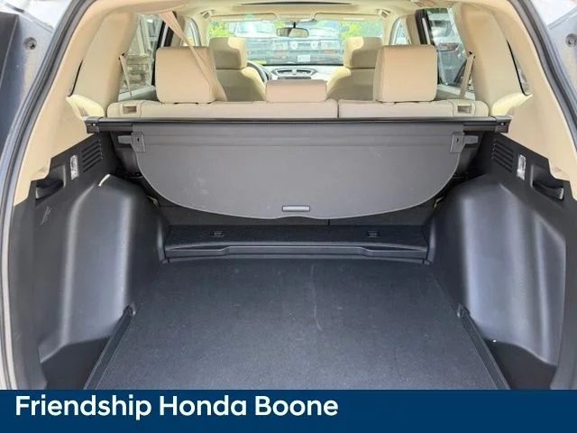 Used 2019 White Honda EX image 40