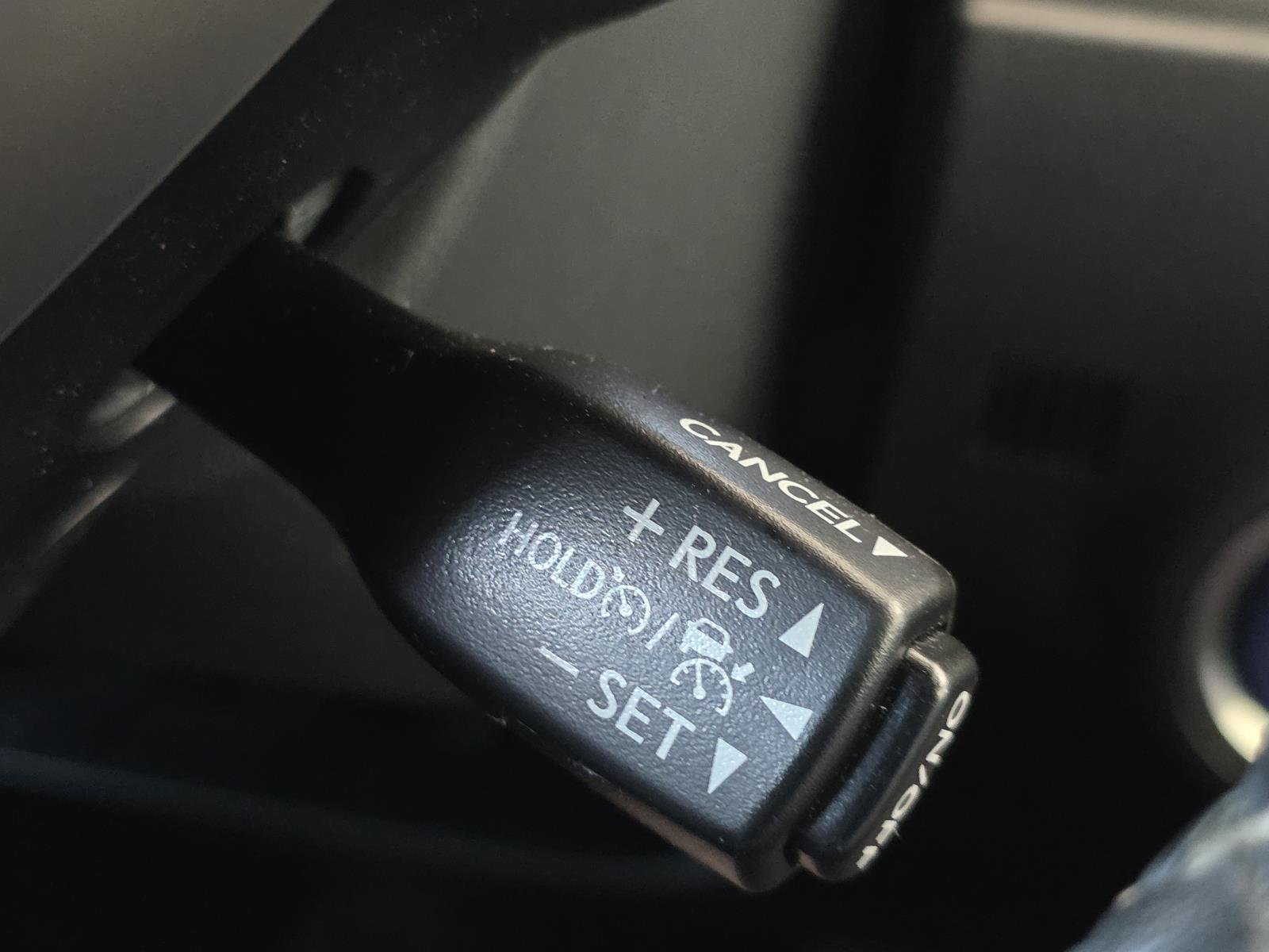 Used 2020 Silver Lexus 450h image 27