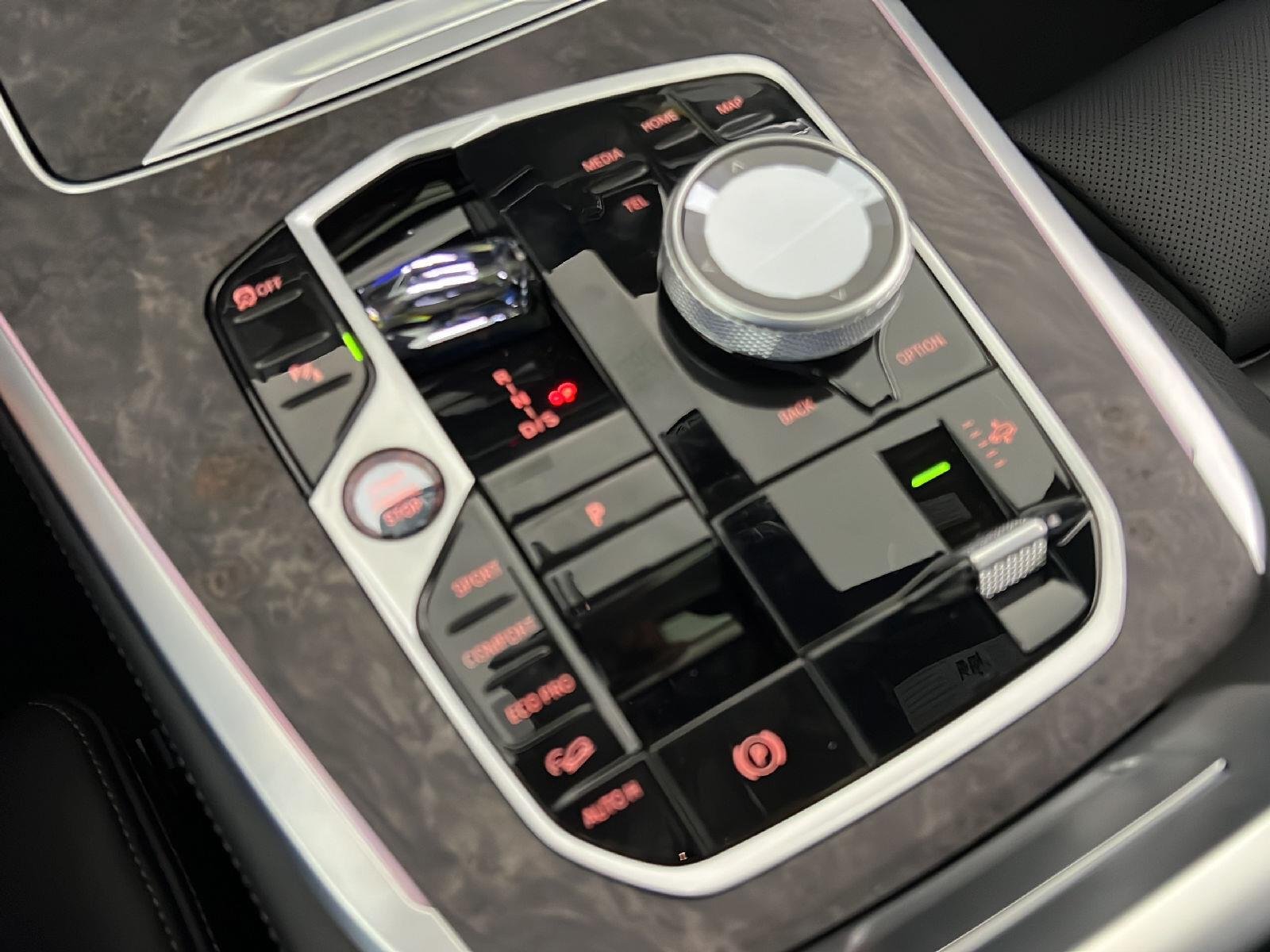 New 2027 Skyscraper Grey Metallic BMW M60i image 26