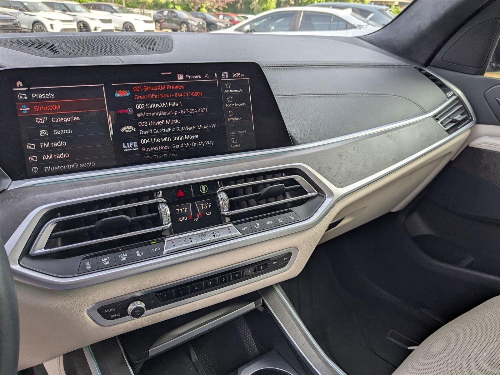 Used 2022 Arctic Grey Metallic BMW xDrive40i image 19