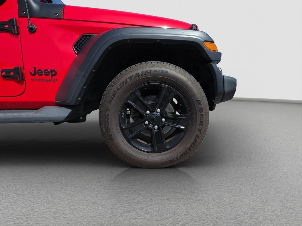 Used 2021 Red Jeep Unlimited Sport Altitude image 22