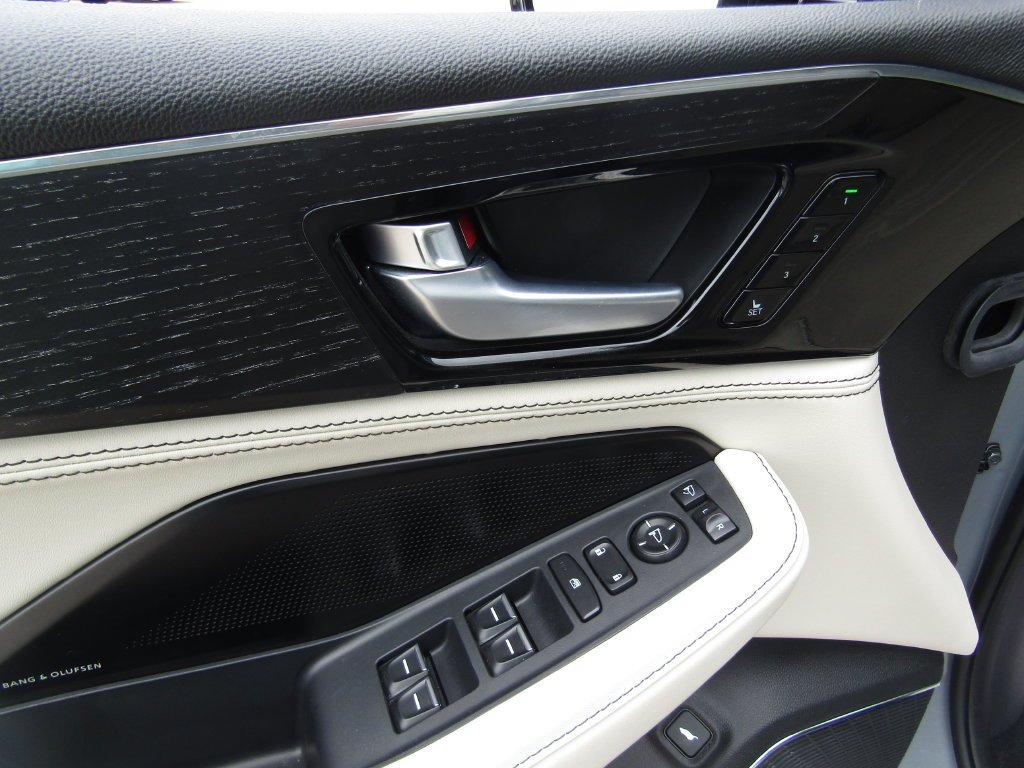Used 2025  Acura Type S w/Advance Package image 25