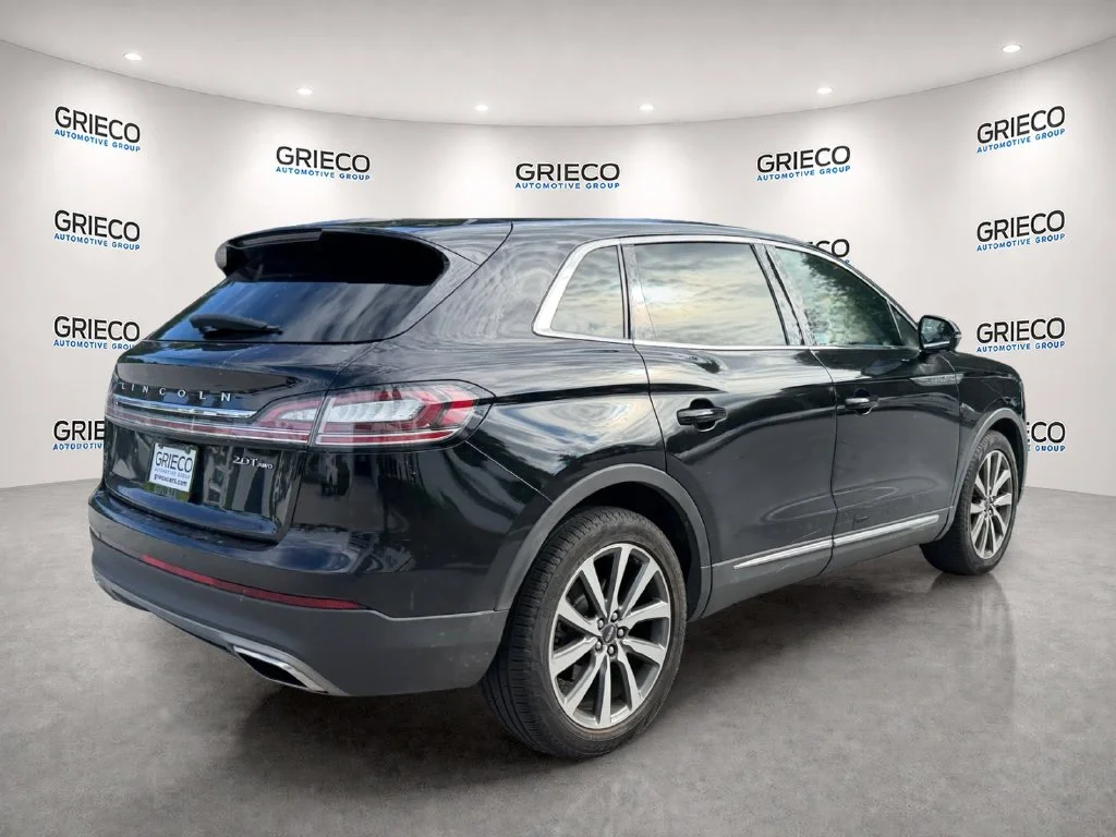 Used 2019 Black Lincoln Select image 7