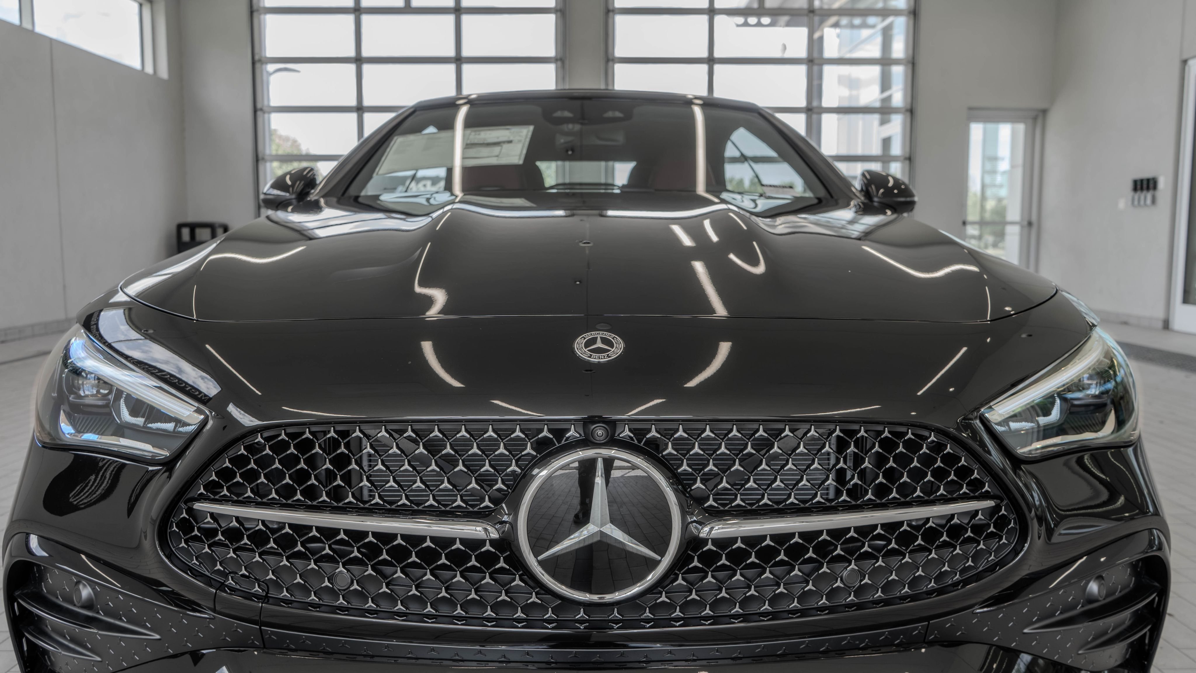 New 2026 Obsidian Black Metallic Mercedes-Benz CLE 450 image 25