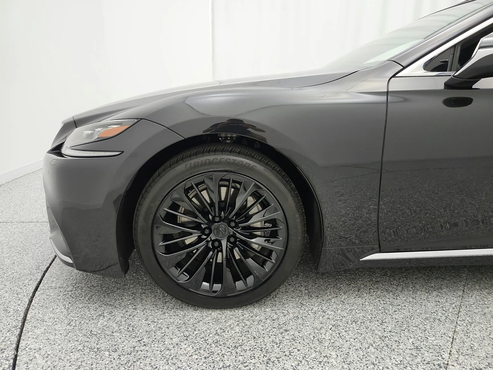 Used 2018 Caviar Lexus LS 500 AWD image 17