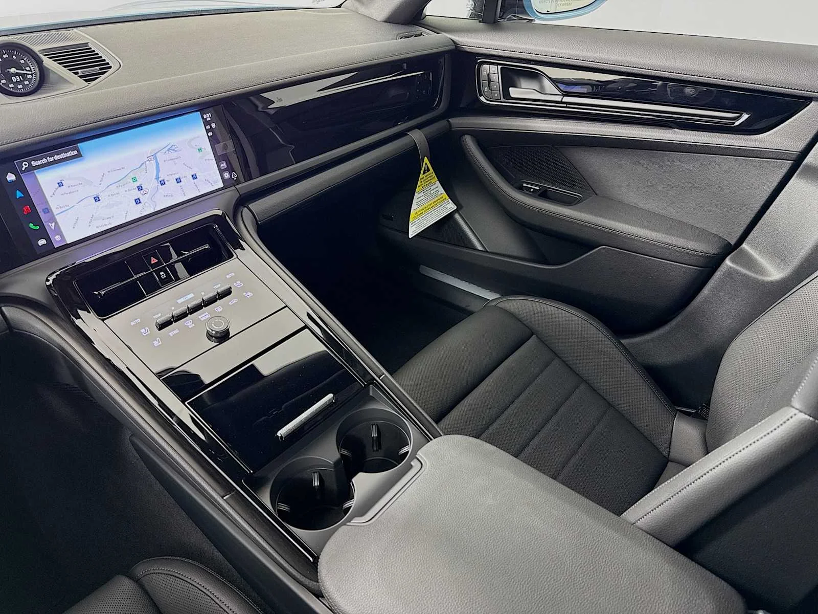 2026 Porsche Panamera 4 E-Hybrid - Photo 26