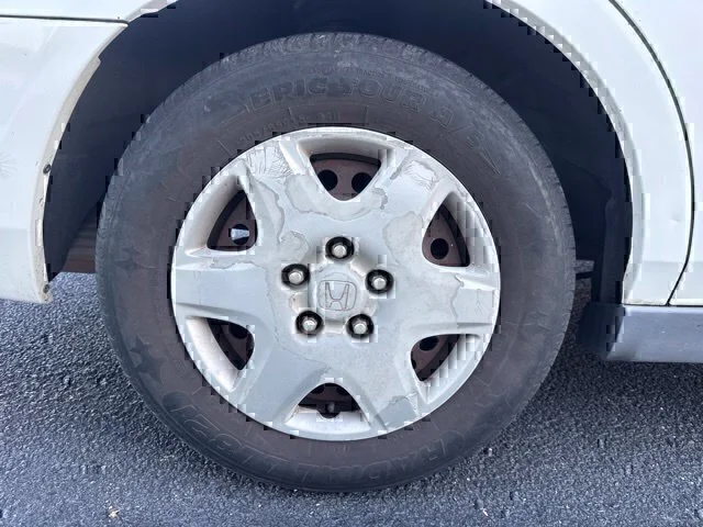 Used 2005 White Honda LX image 6