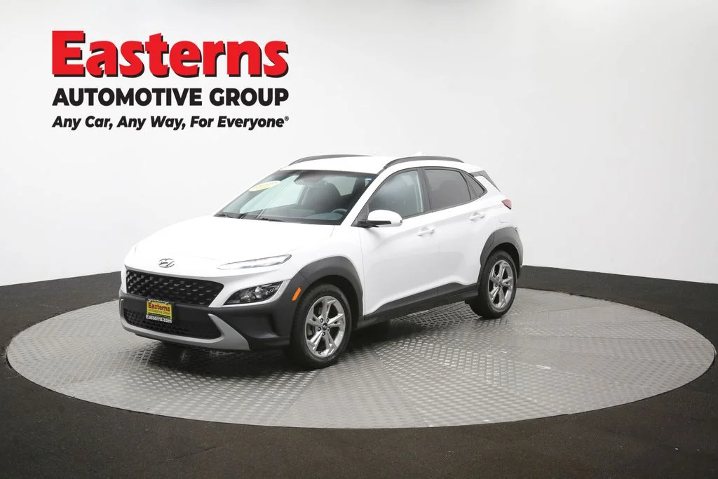 Used 2023 White Hyundai SEL image 54