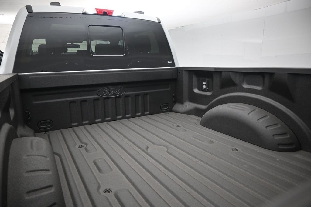 New 2026 Avalanche Ford Lariat image 25
