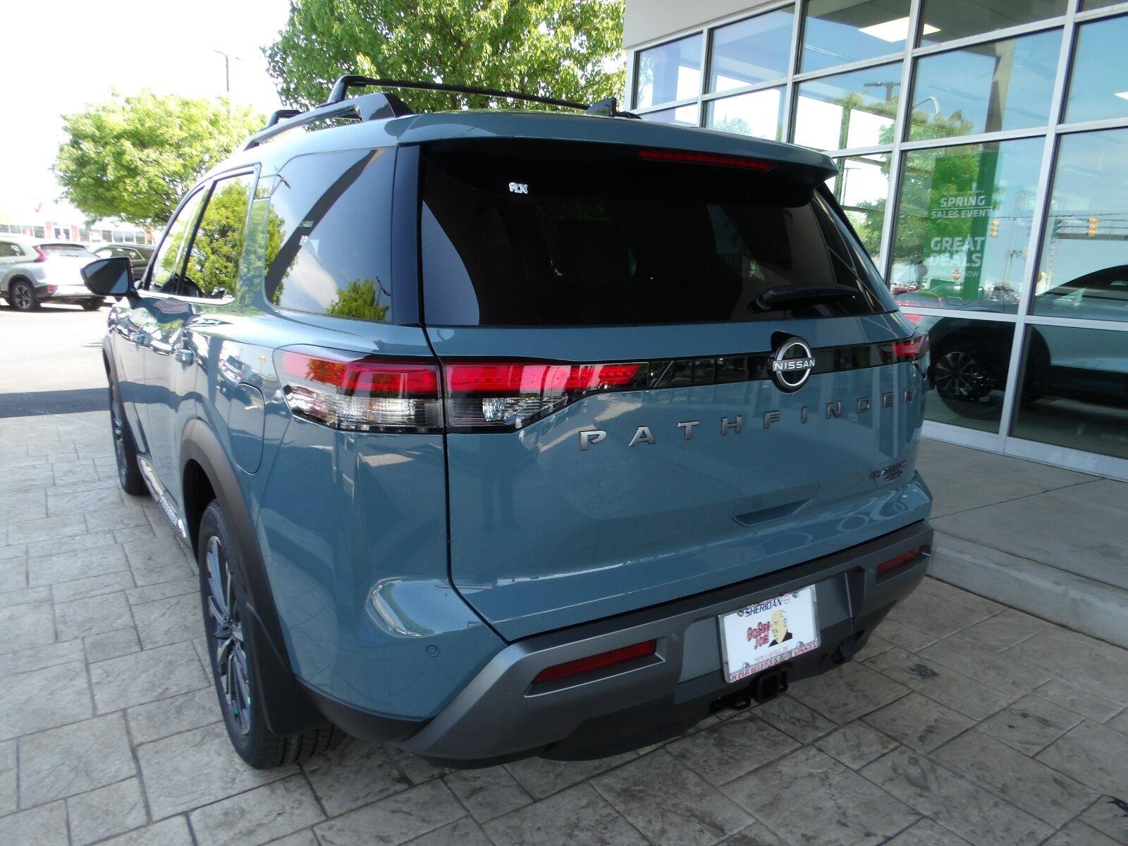 New 2026 Baltic Teal Pearl Nissan Platinum image 5