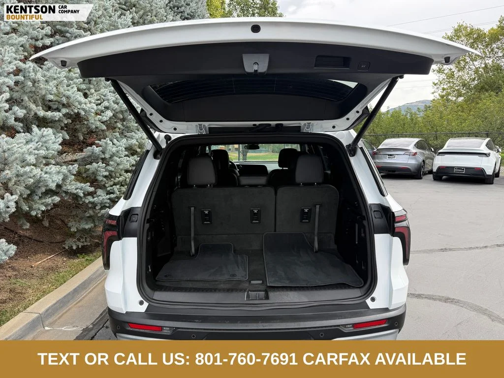 Used 2026 White Chevrolet LT image 28