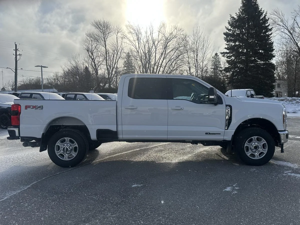 New 2026 White Ford XLT image 4