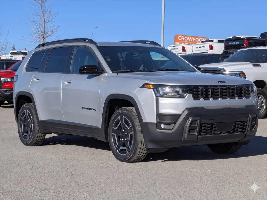New 2026 Silver Jeep Laredo - - 4x4 - 1.6L Turbo Hybrid - Uconnect 5 w/ 12.3 Screen & More! image 2