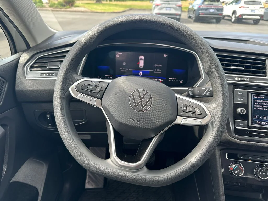 Used 2022  Volkswagen 2.0T S image 20