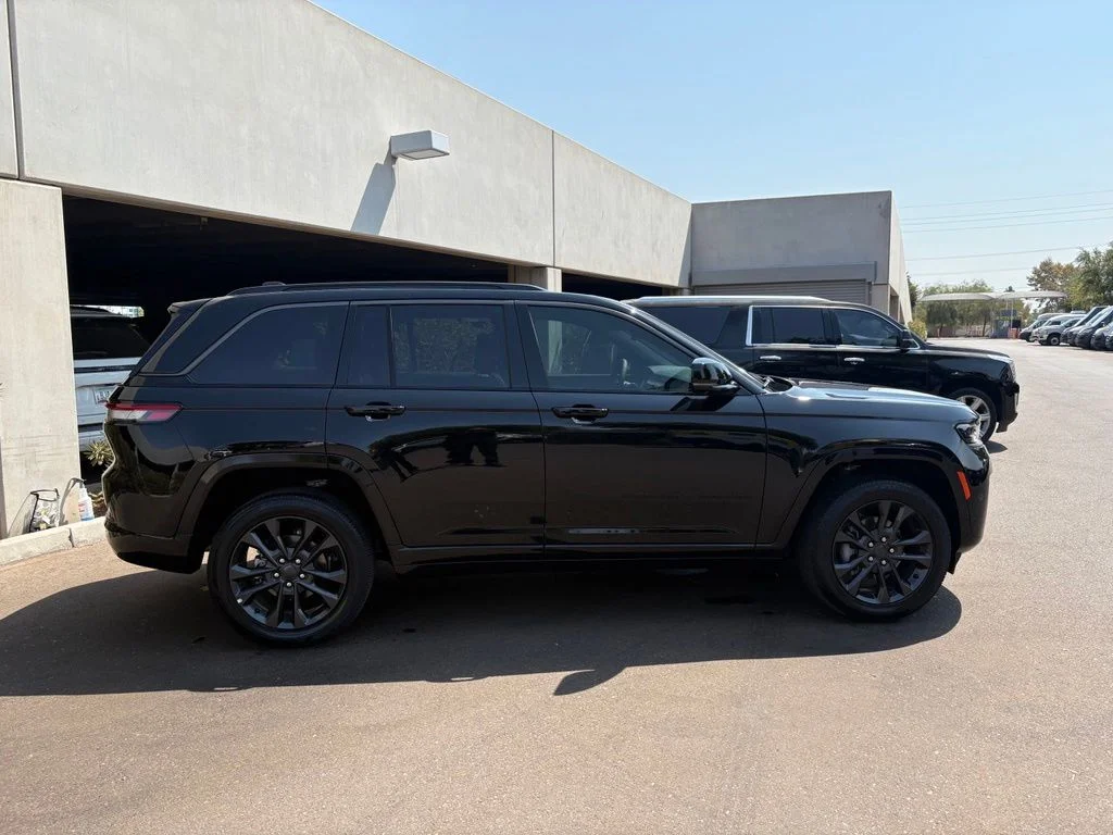 Used 2026 Black Jeep Limited Reserve image 6