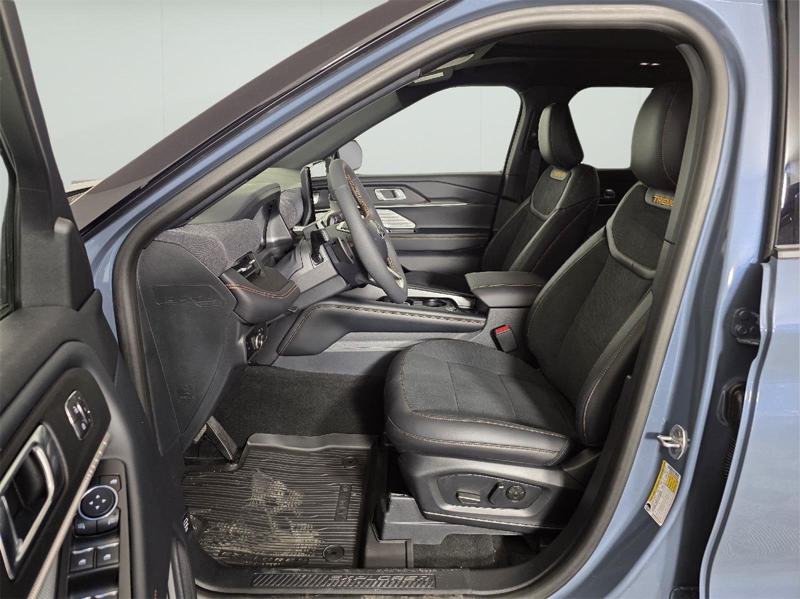 New 2026 Vapor Blue Metallic Ford Tremor® image 60