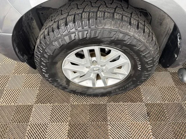 Used 2016 Gray Nissan SV image 26