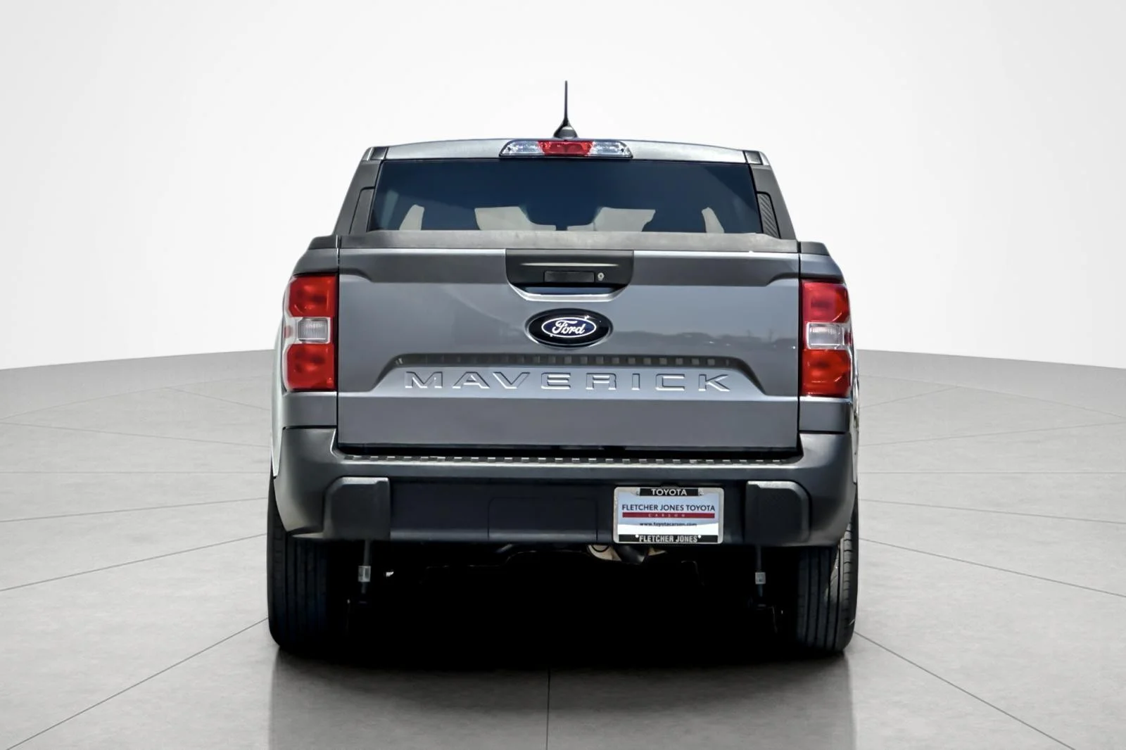 Used 2025 Carbonized Gray Metallic Ford XL image 4