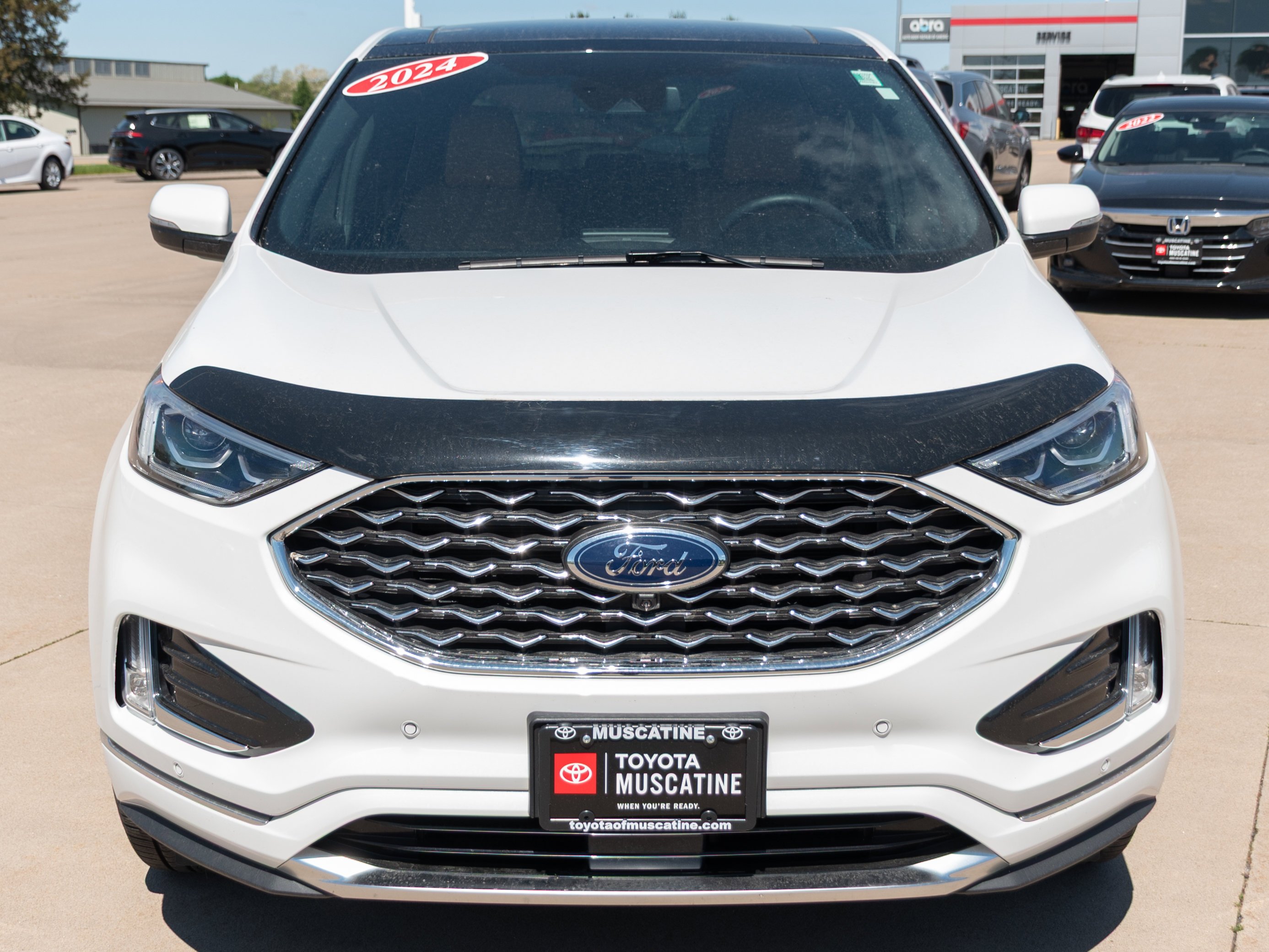 Used 2024 White Ford Titanium image 4