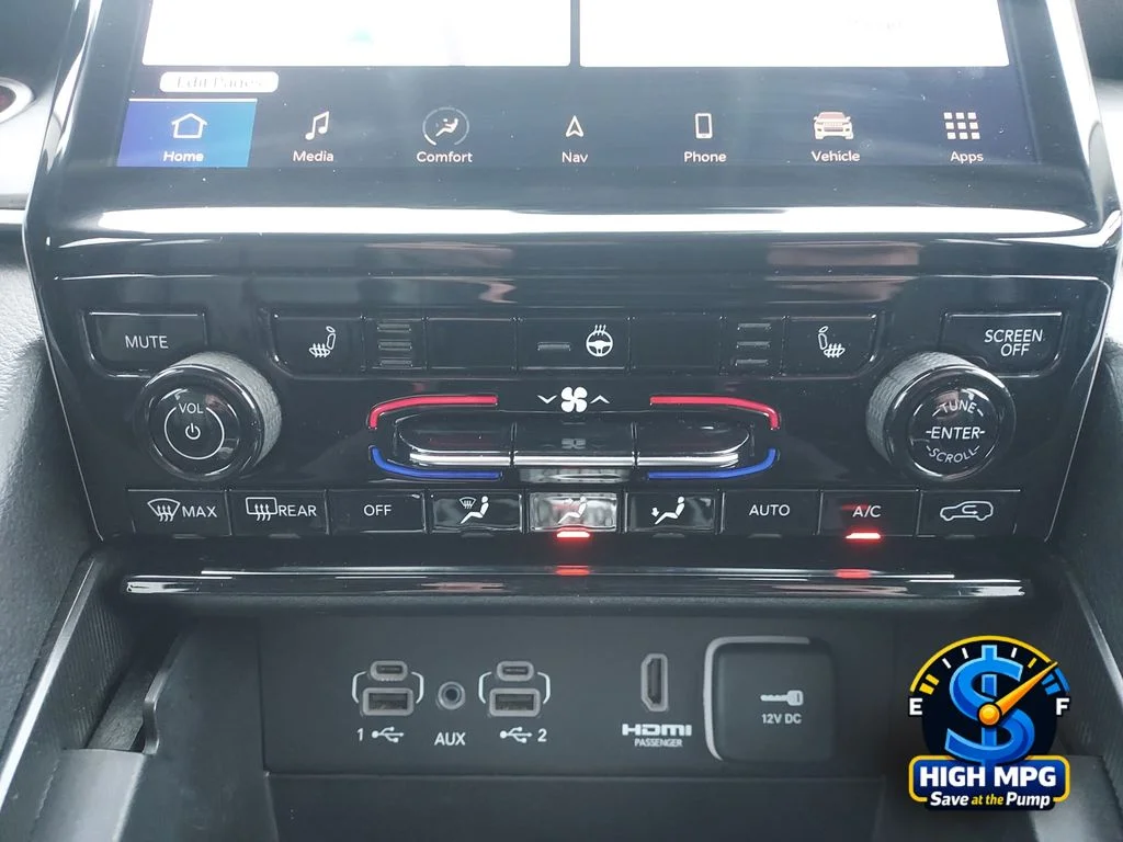 Used 2024 White Jeep 4xe image 19