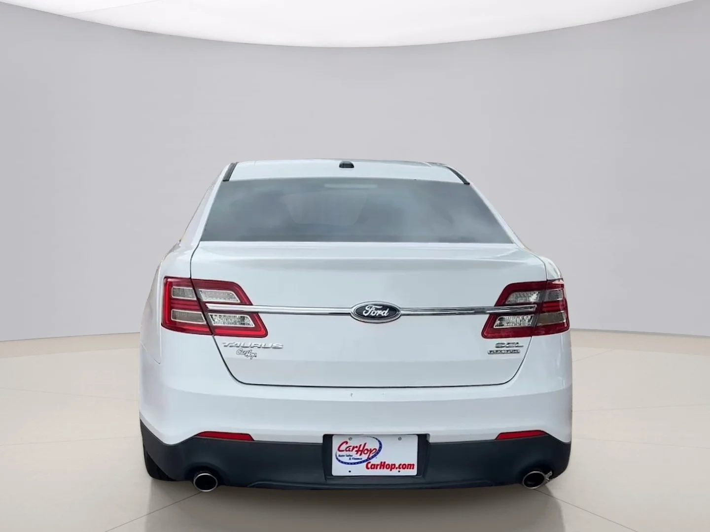 Used 2013 White Ford SEL FWD image 4