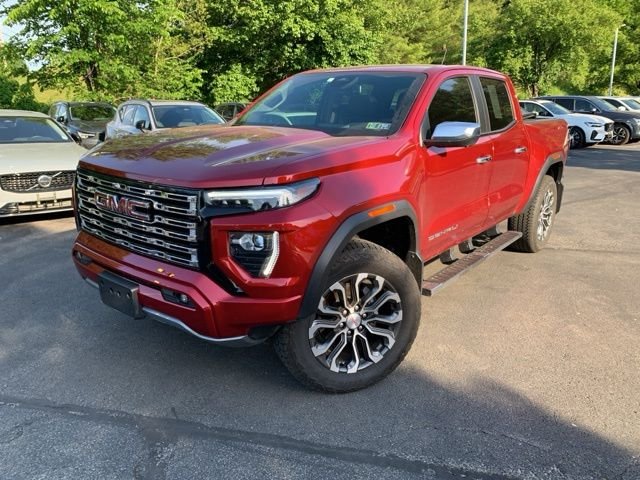 2024 GMC Canyon 4WD Denali Crew Cab Short Box's photo