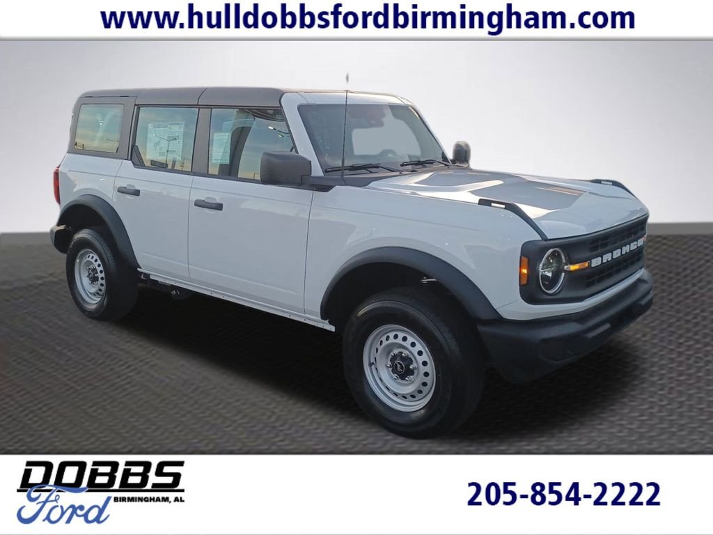 2025 Ford Bronco 4-Door Base