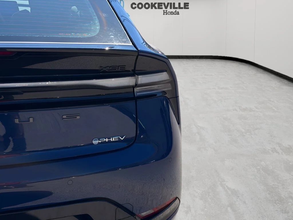 Used 2025 Reservoir Blue Toyota XSE Premium image 7