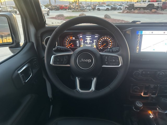 2026 Jeep Wrangler 4-Door Sahara - Photo 17