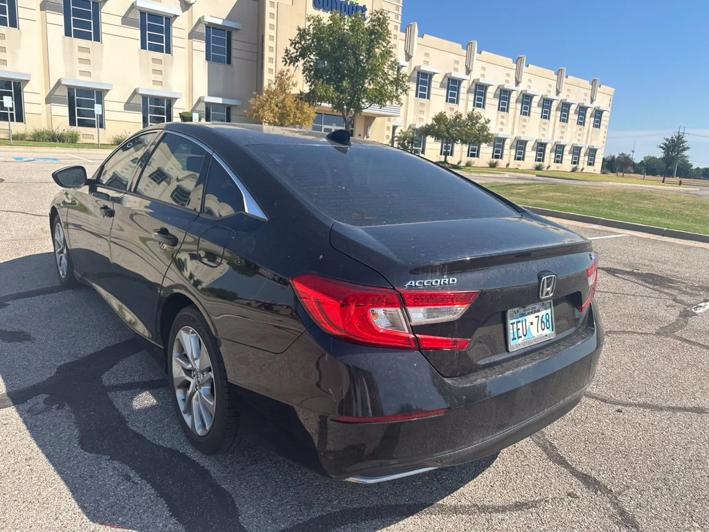 Used 2018 Black Honda LX image 7
