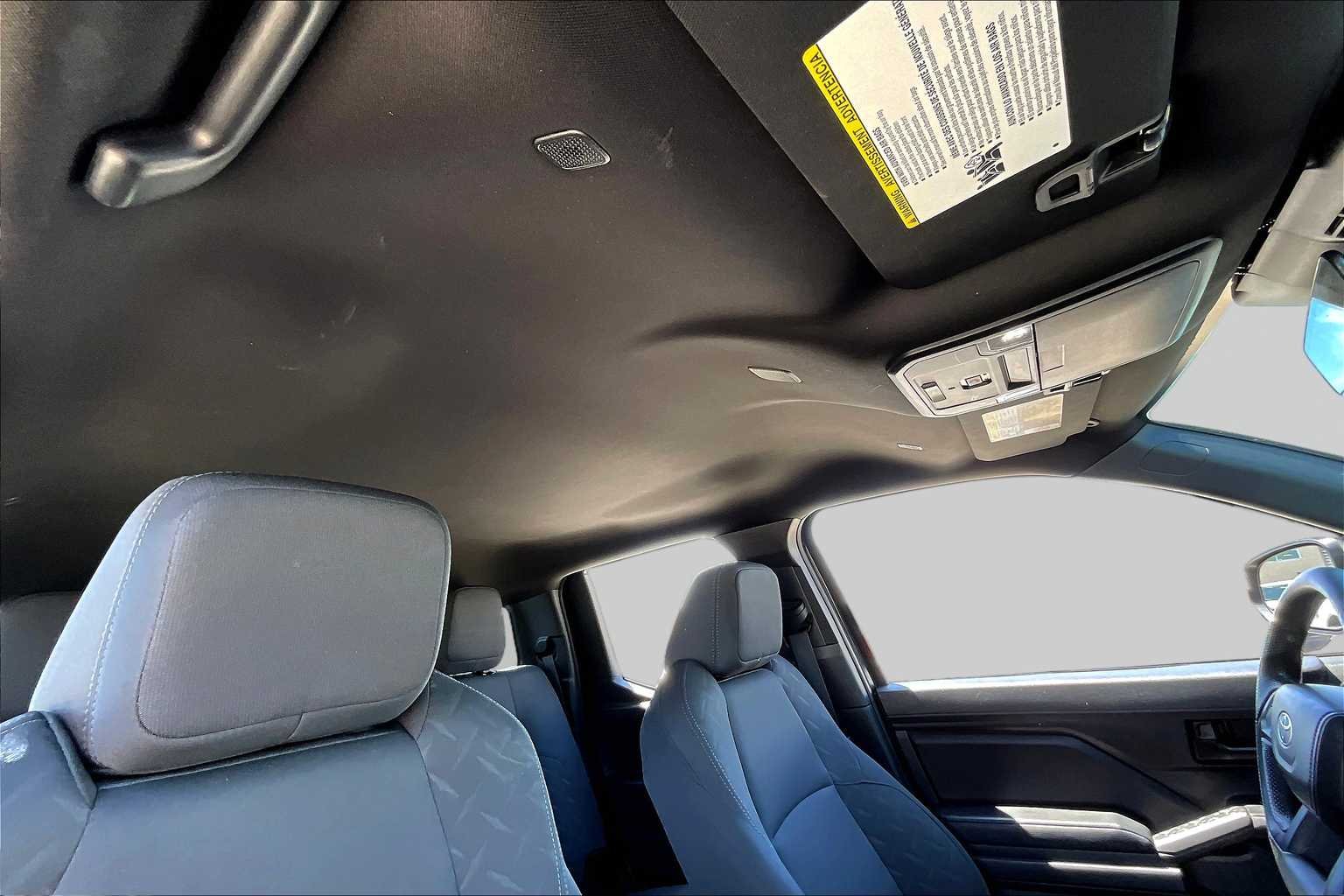 Used 2025 Underground Toyota SR5 image 13