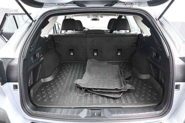 2020 Subaru Outback Base - Photo 9