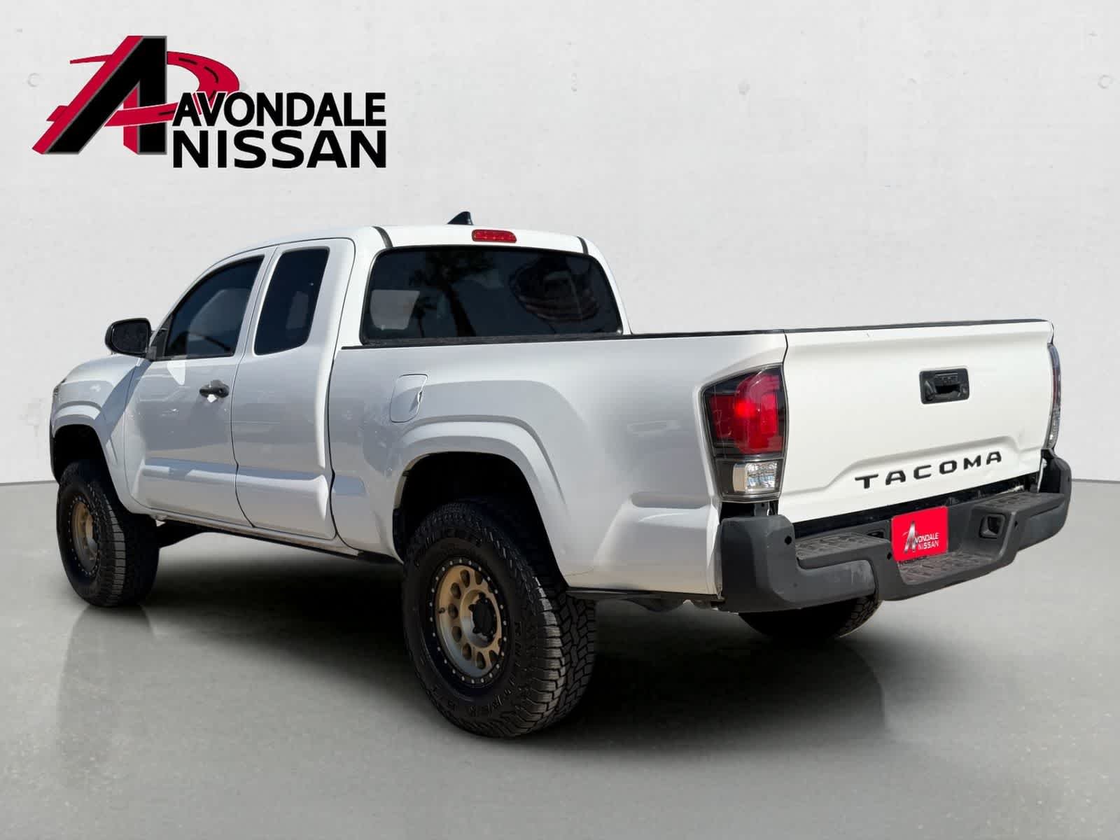 Used 2019 Super White Toyota SR image 4
