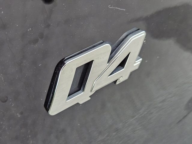 Used 2018  Maserati Base image 12