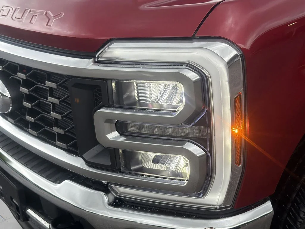 New 2026 Ruby Red Metallic Tinted Clearcoat Ford F-350® Lariat® image 59