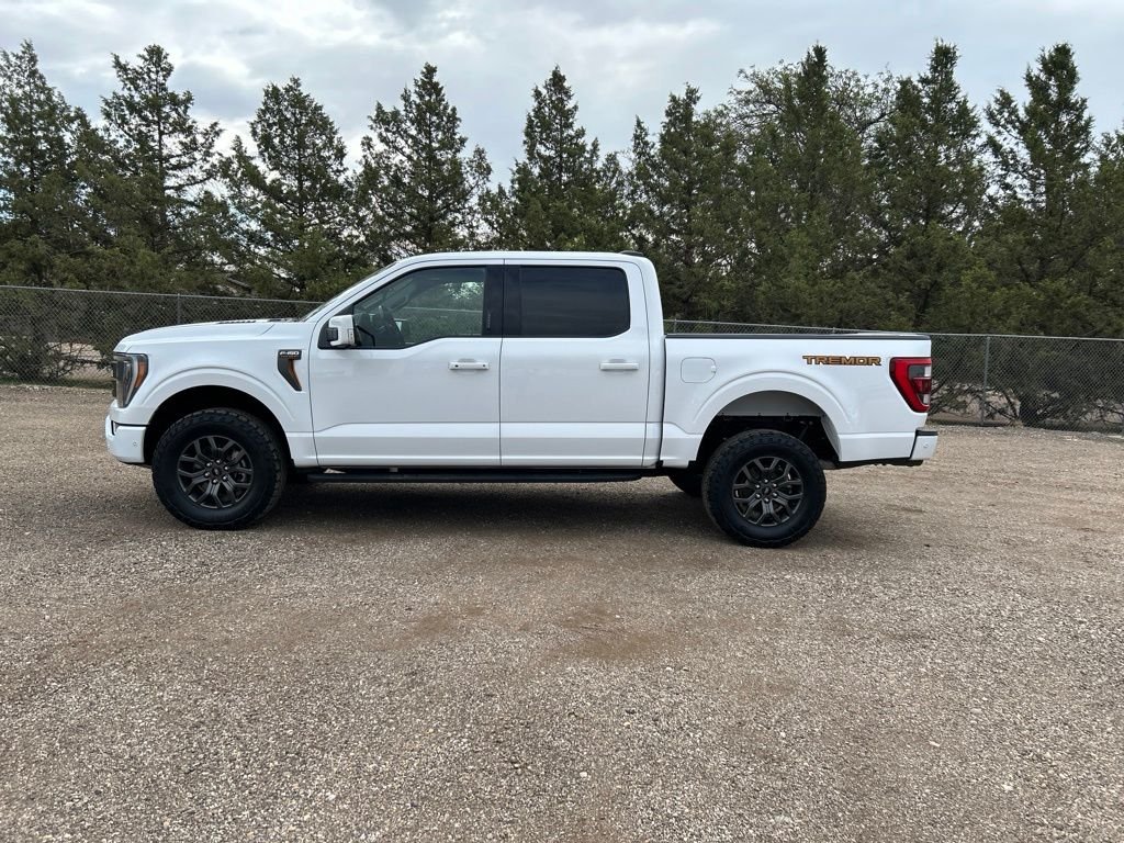 Used 2022 Oxford White Ford Tremor image 3