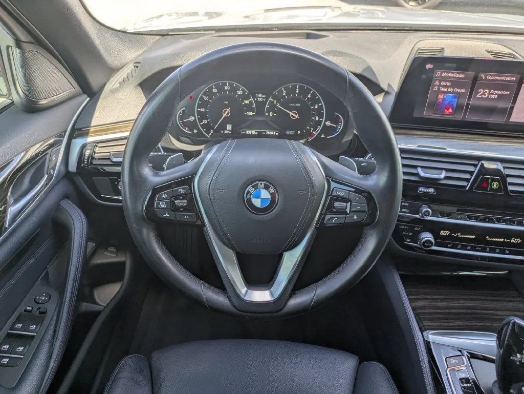 Used 2019 Silver BMW 530i image 27