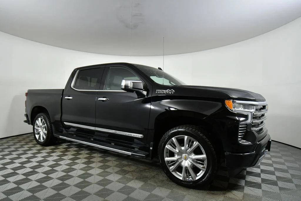 2023 Chevrolet Silverado 1500 High Country - Photo 9