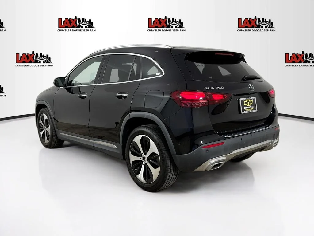 Used 2024  Mercedes-Benz GLA 250 image 5
